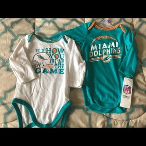 NEW NFL Miami Dolphins Onesie S-6-12